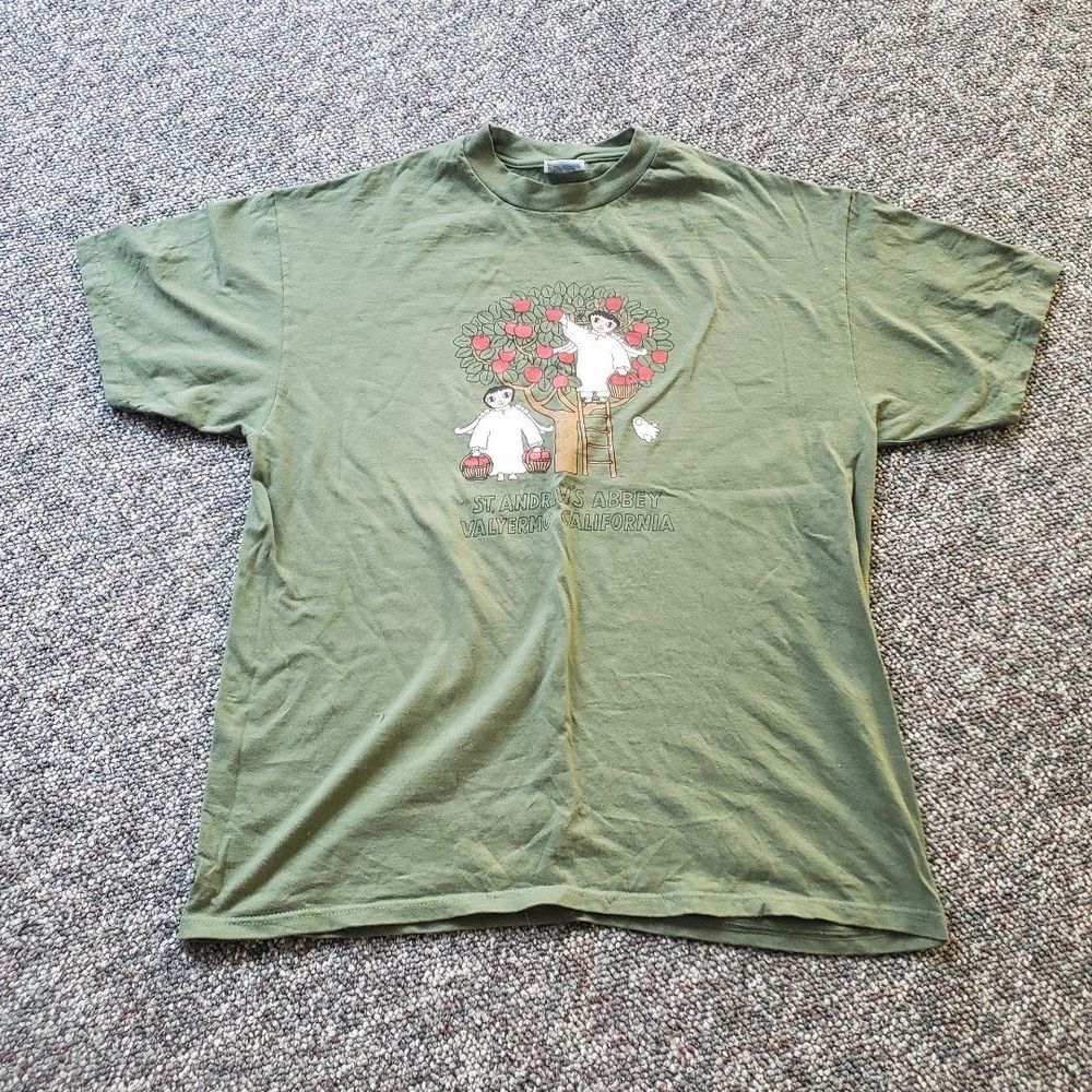 90s‎ Green St Andrew's Abbey Valyermo California Tee